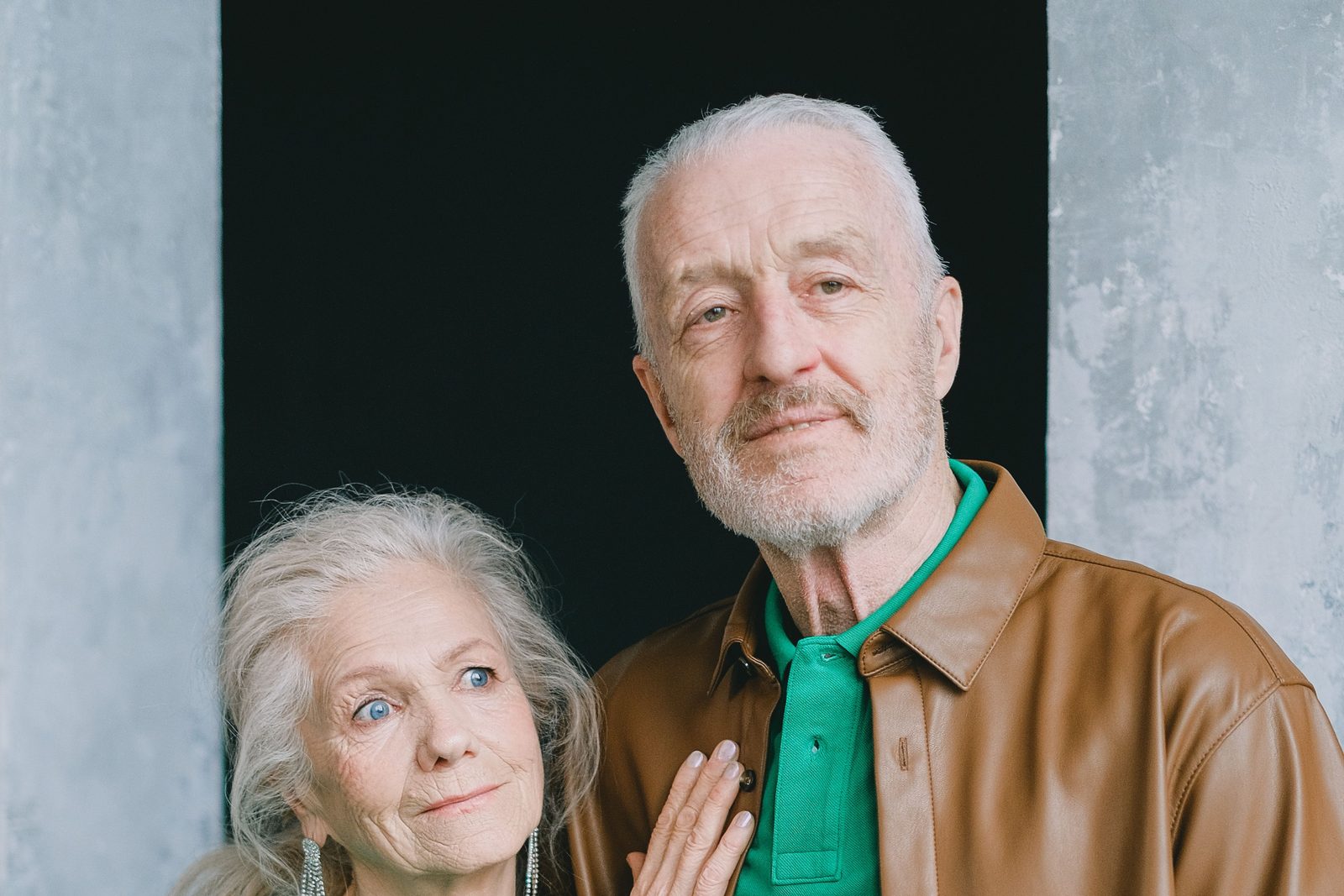 Teacher couple reviewing FRS pension and 403(b) retirement income options